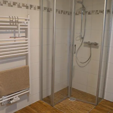 Aniger بيت للعطل *