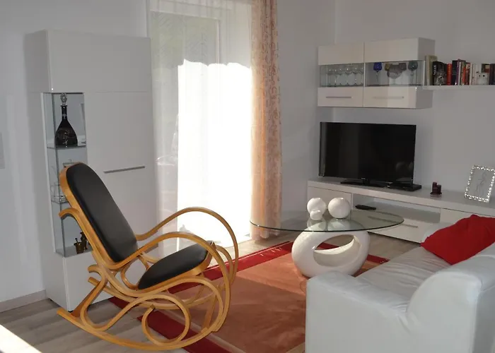 Aniger Semesterbostad *